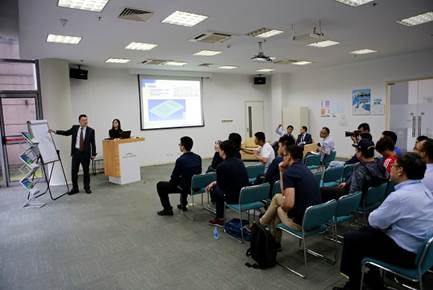 斯特的极致天窗工艺瓦力棋牌遇见伟巴(图27)