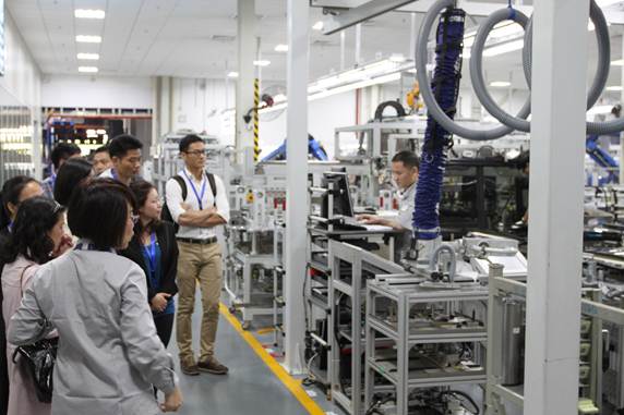 斯特的极致天窗工艺瓦力棋牌遇见伟巴(图34)