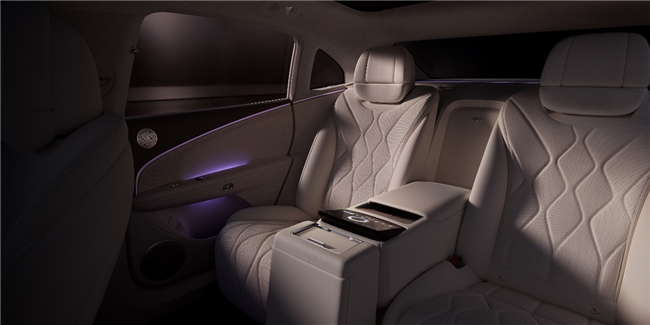 A800智慧旗舰轿车盲订已开启瓦力棋牌广汽底蕴华为乾崑昊铂(图7)